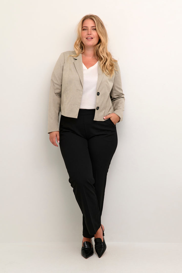 cropped blazer met fijne krijtstreep - kaffe curve - - grote maten - dameskleding - kledingwinkel - herent - leuven