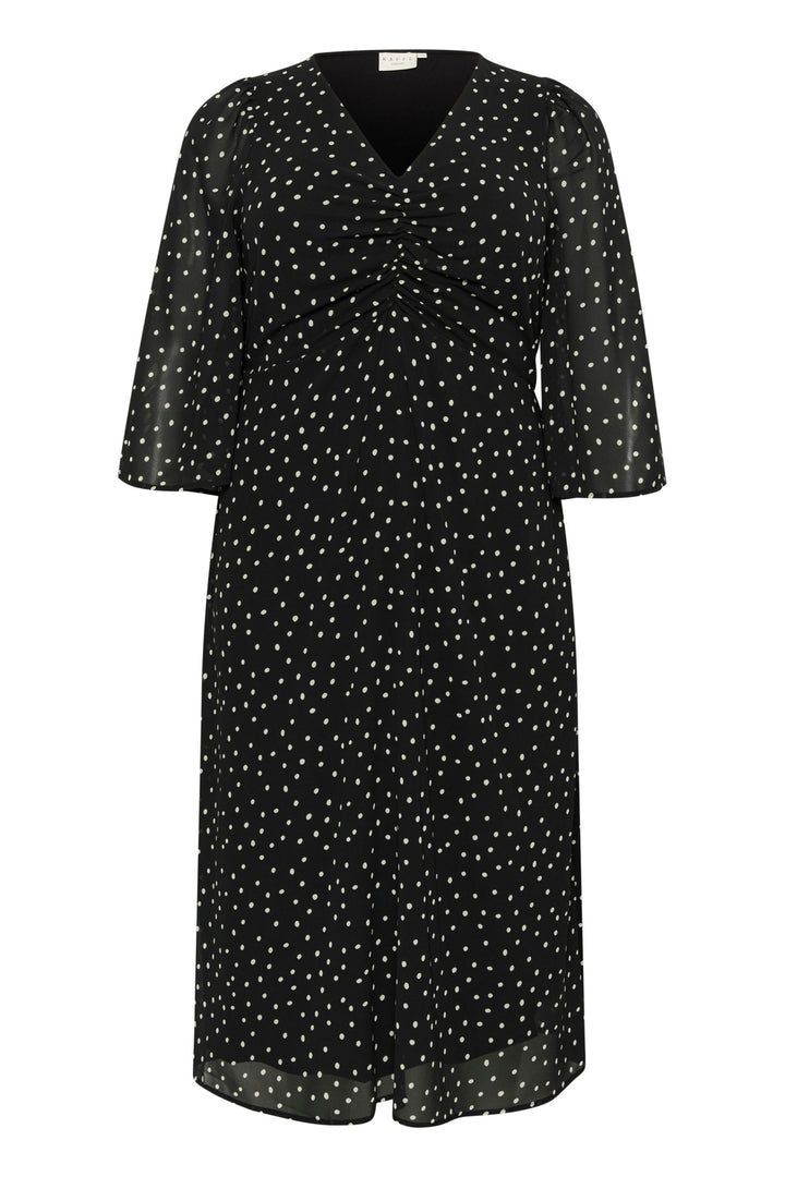 zwarte jurk met polkadots