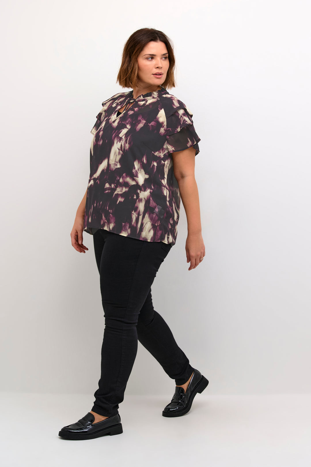 blouse met mooie paarse print