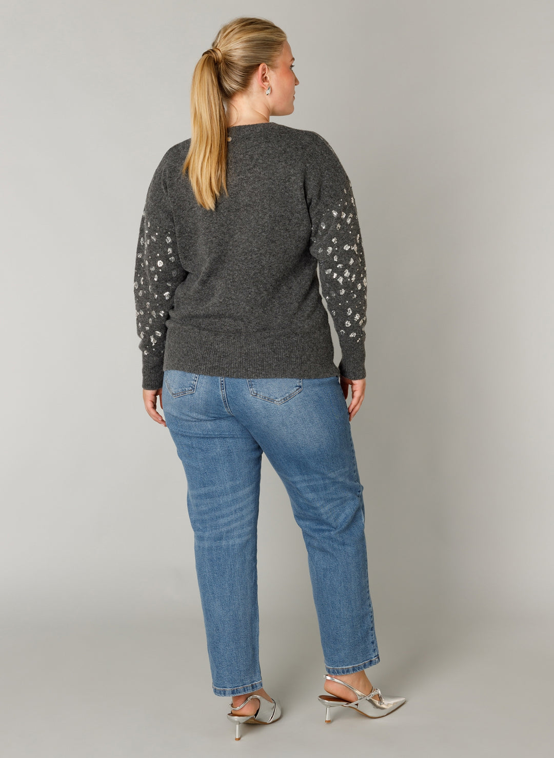 Grijze Trui Met Pailletten