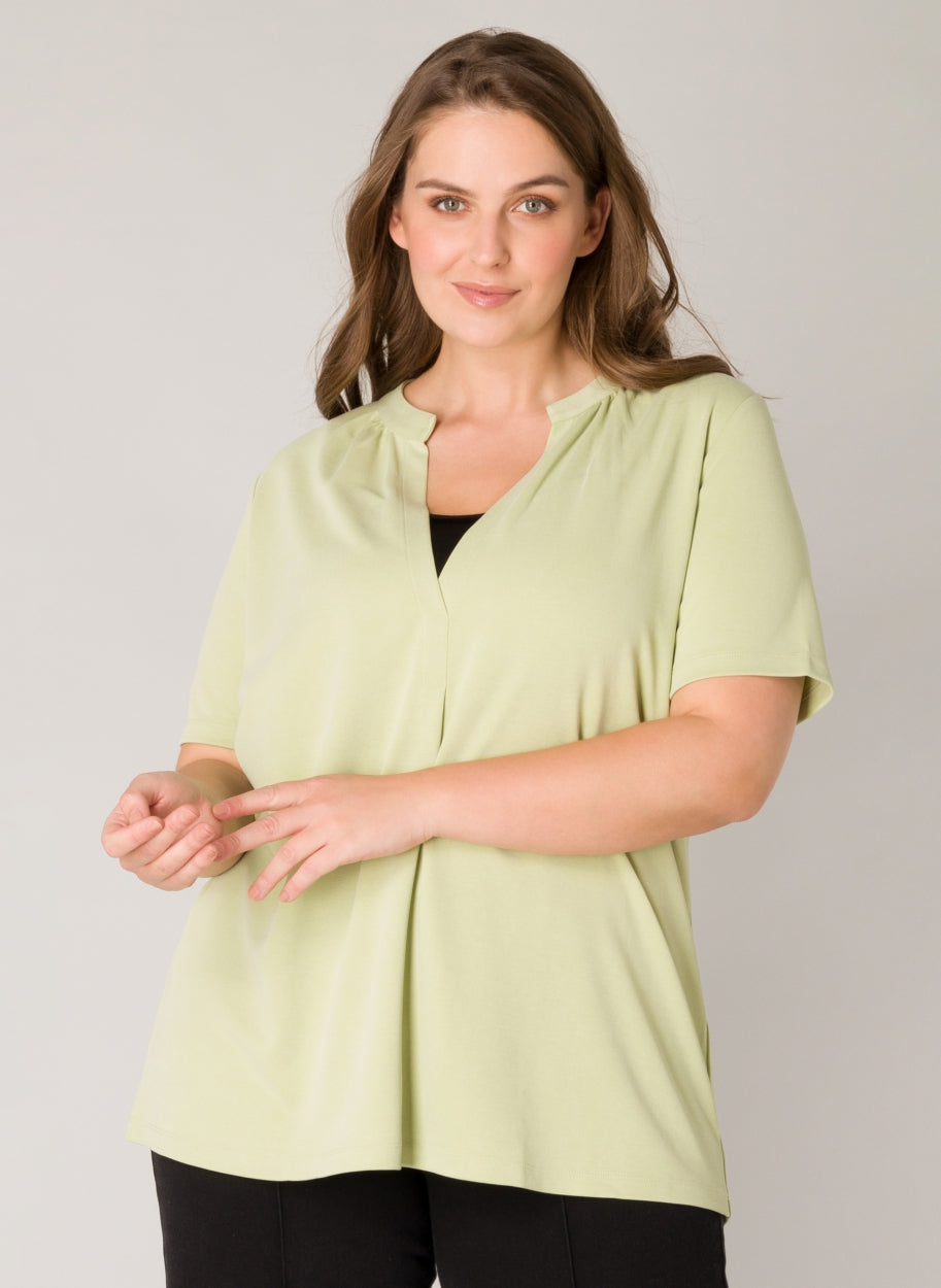 elegant olijfgroen shirt - yesta - - grote maten - dameskleding - kledingwinkel - herent - leuven