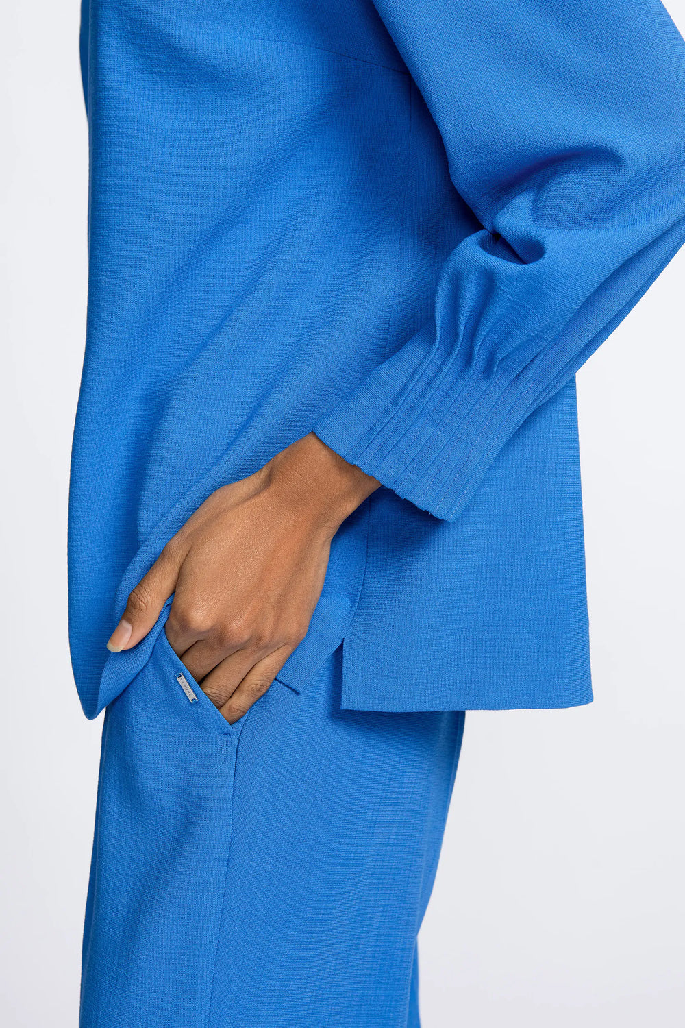 French blue blouse van Milano crêpe - xandres - - grote maten - dameskleding - kledingwinkel - herent - leuven
