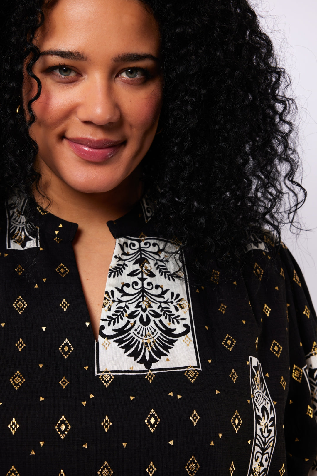 Zwart-Gouden Blouse Met Printpatroon