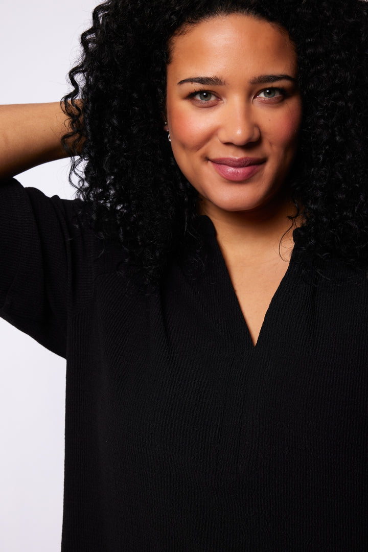 Zwarte Top in Verfijnde Sructuurstof