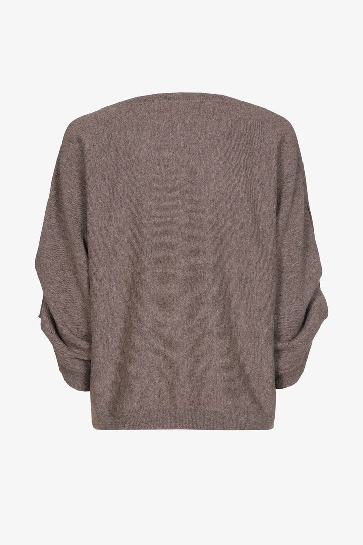 Trui met Knoopdetails