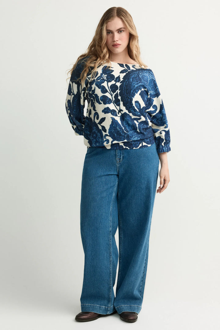 Trui met Paisley Motief