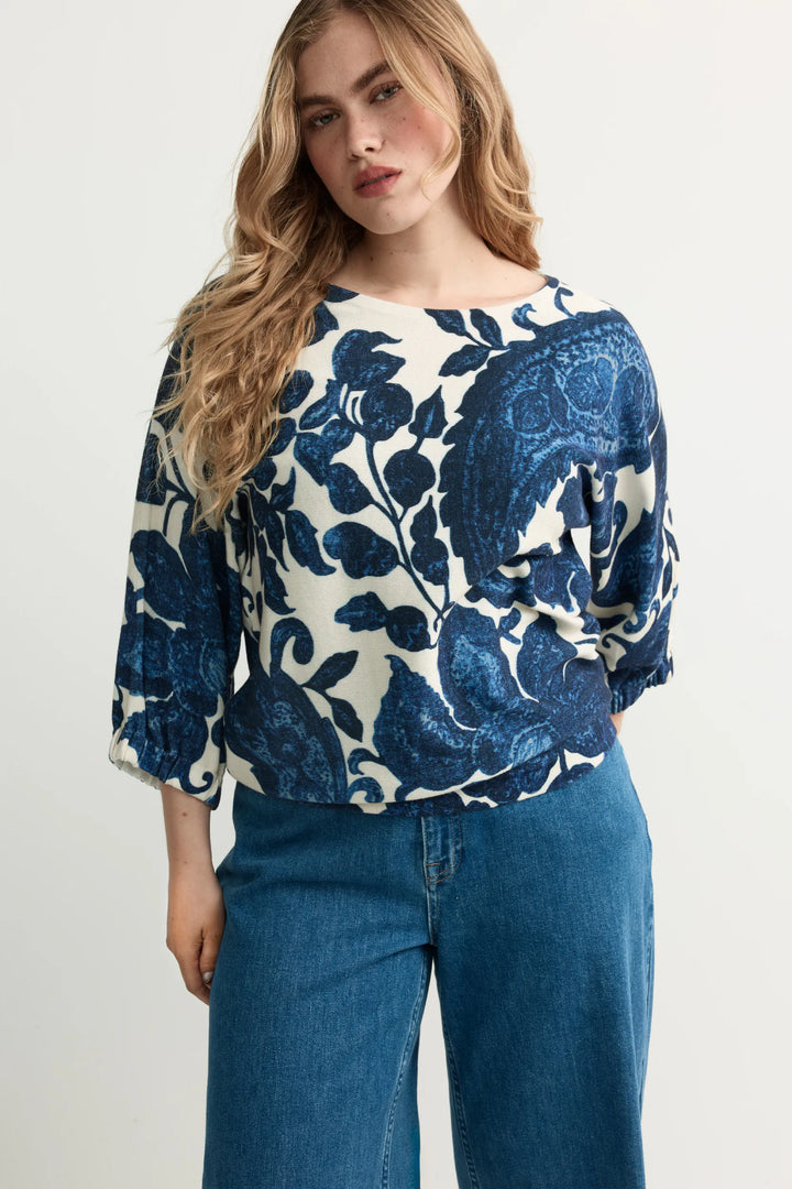 Trui met Paisley Motief