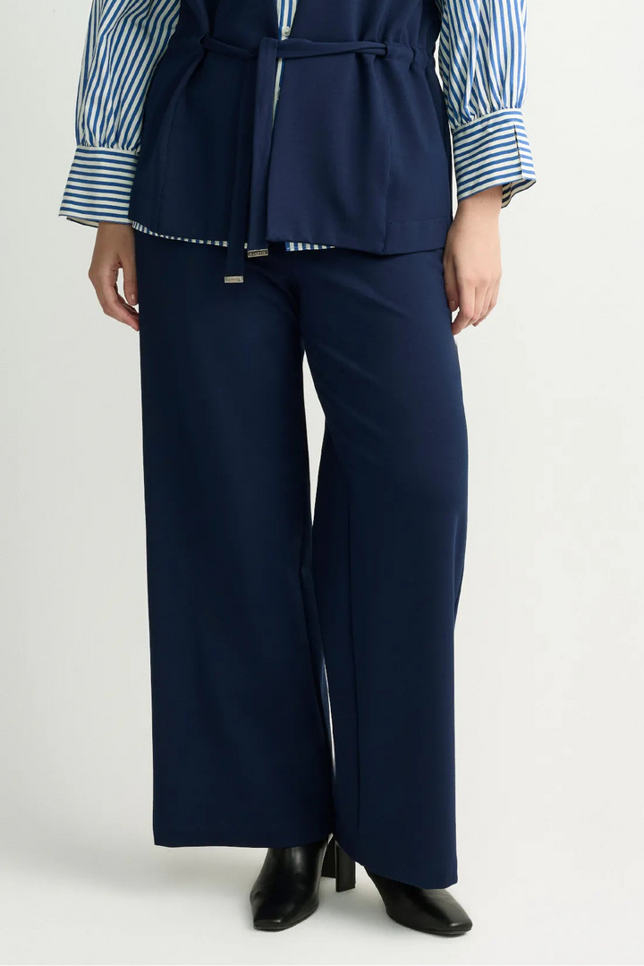 Wijde Broek in navy kleur
