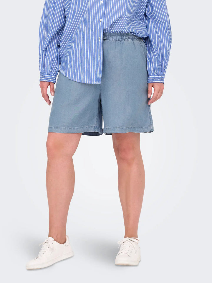 Short Met Jeans Look