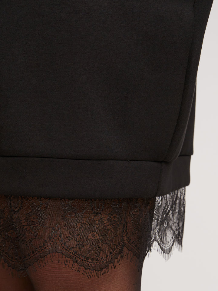 Zwarte Sweaterjurk Met Kanten Zoom