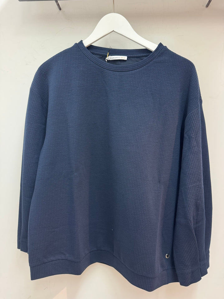 Dunne Trui In Structuurstof