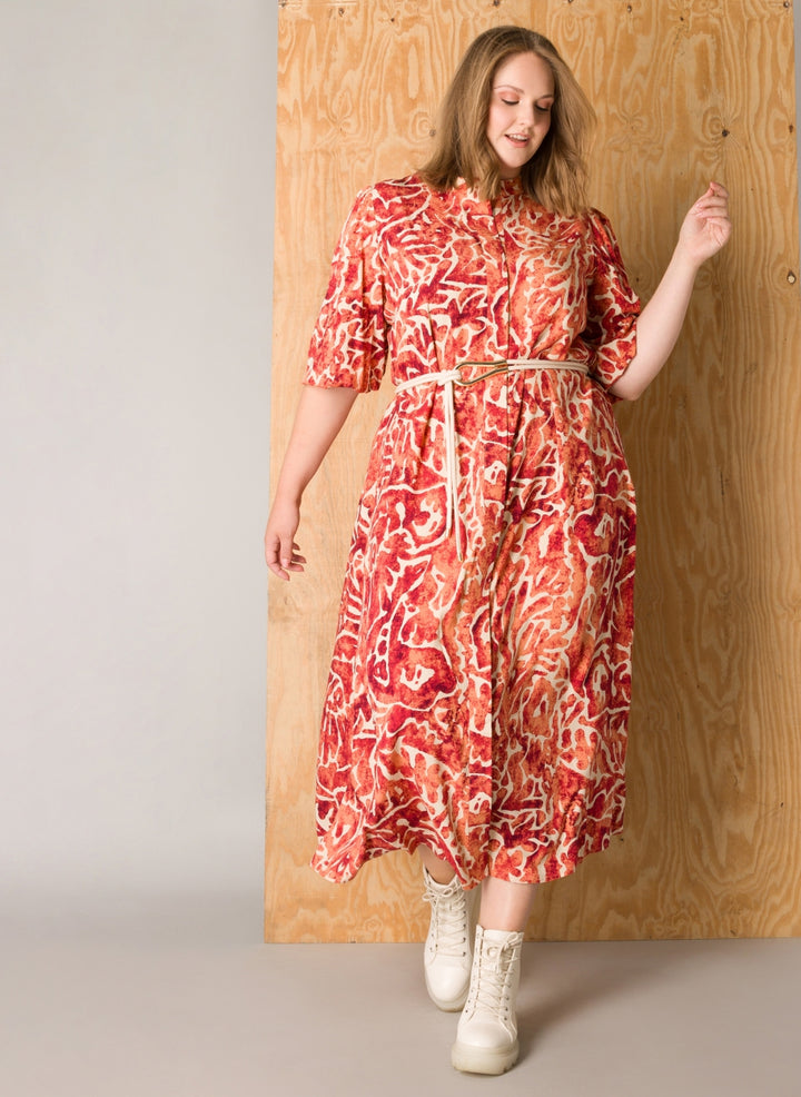 Doorknoopjurk Met Print En Ceintuur