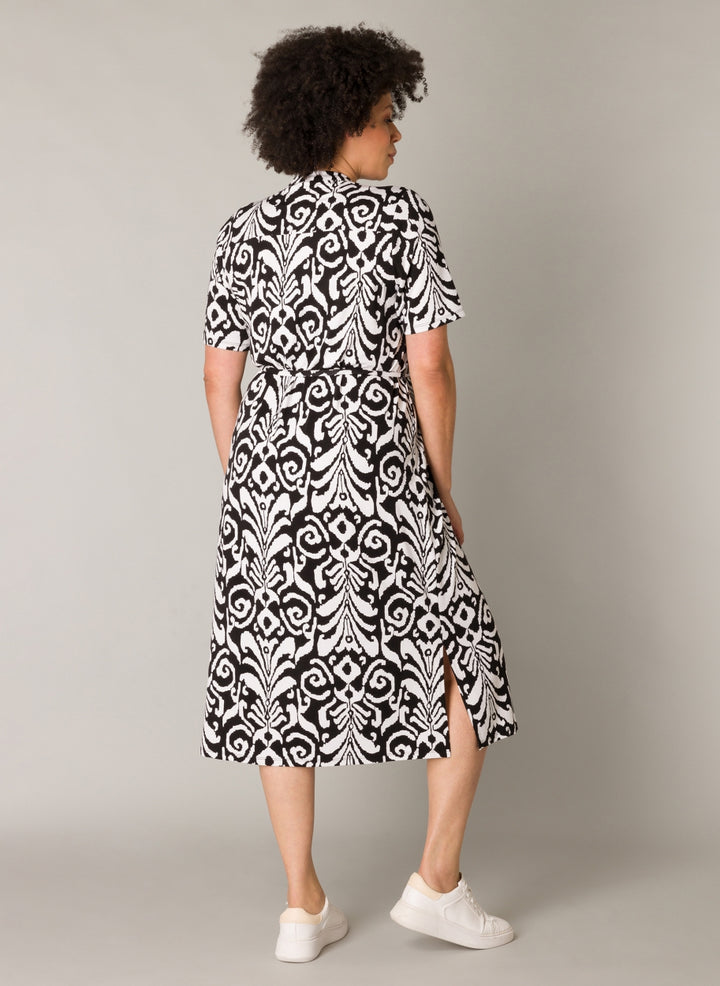 Doorknoopjurk Met Grafische Print