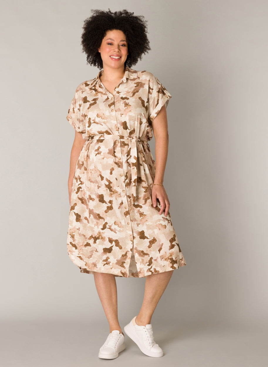 Zomerse Doorknoopjurk Met Camouflageprint