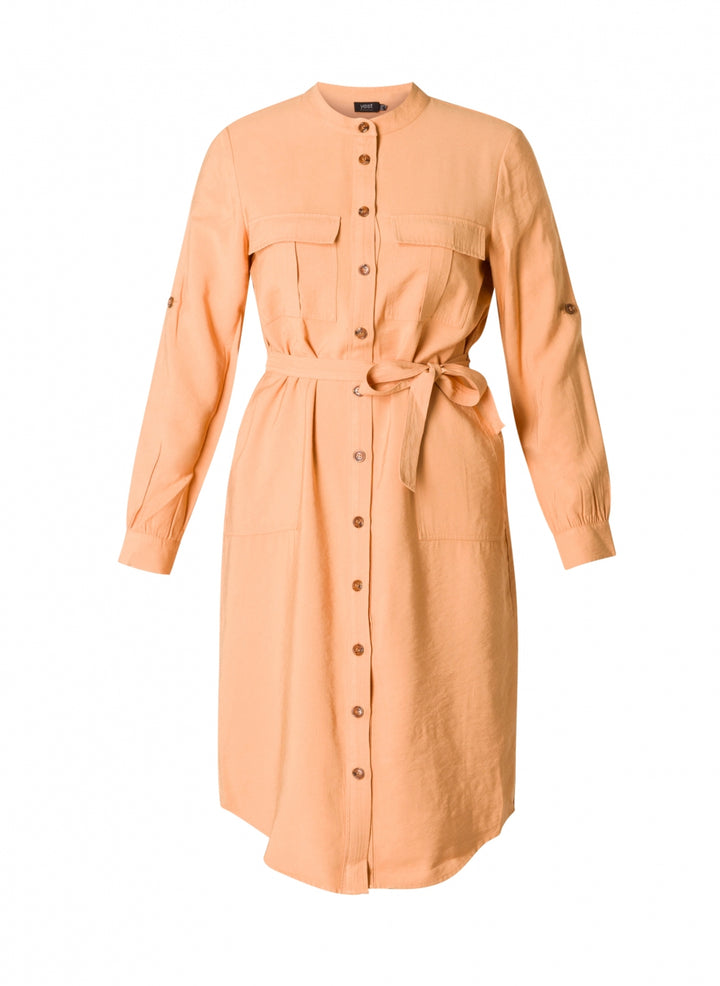Zalmkleurige Doorknoopjurk