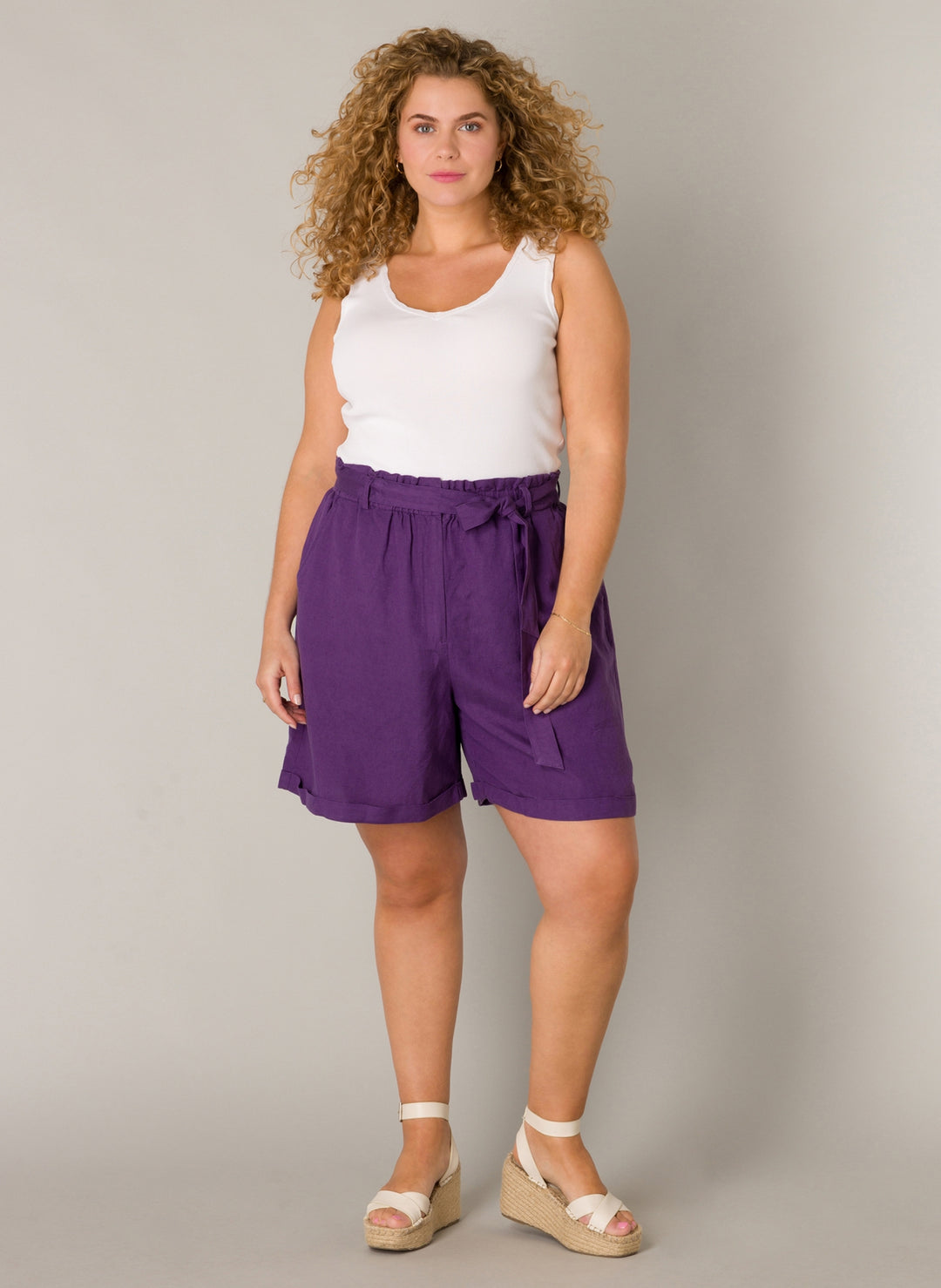 Paarse Short Met Striklint