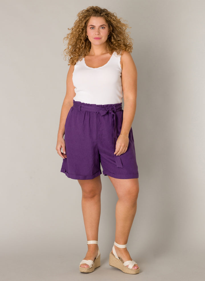 Paarse Short Met Striklint