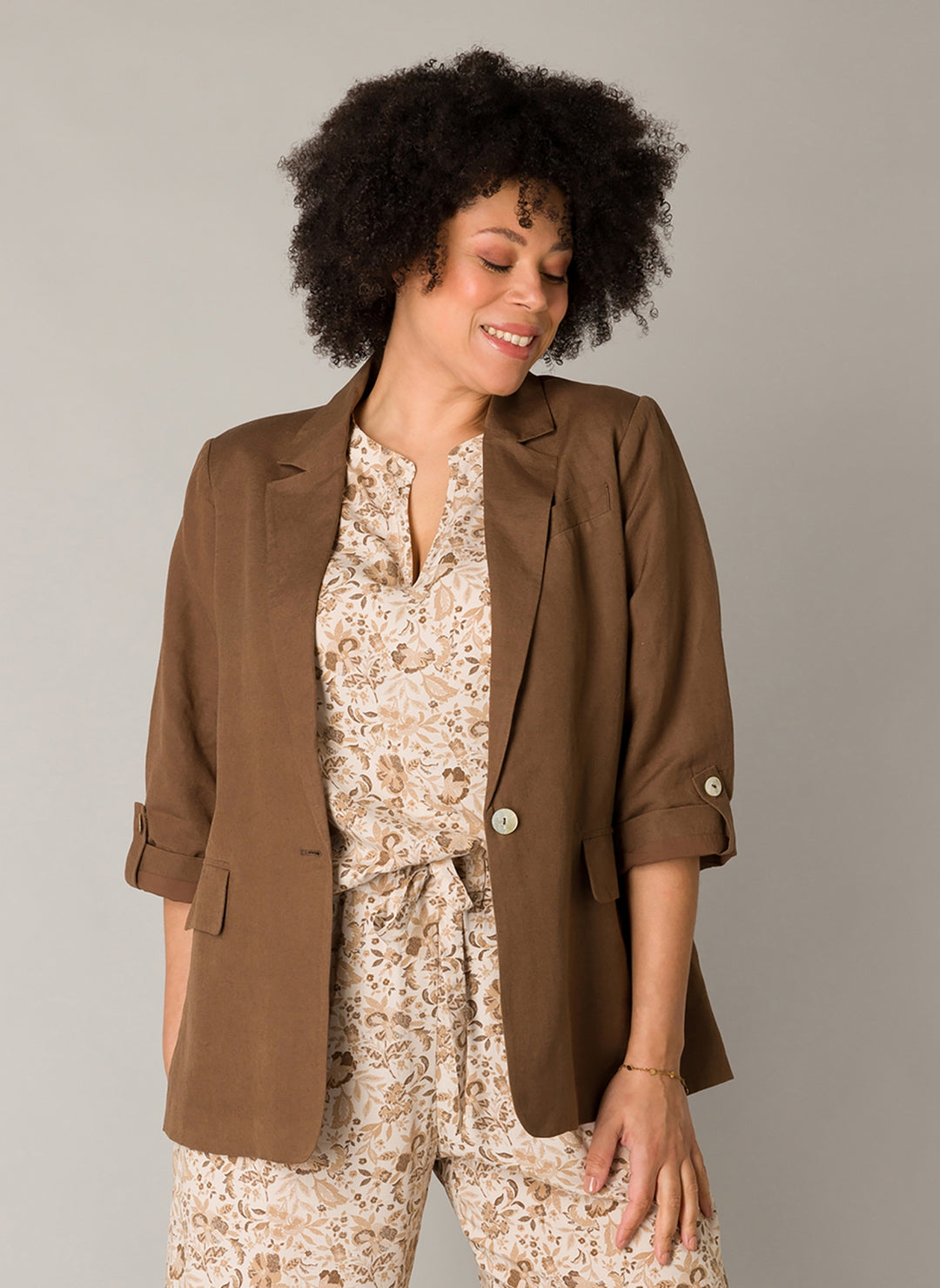 Losvallend Blazer Met Knoop In Bruin