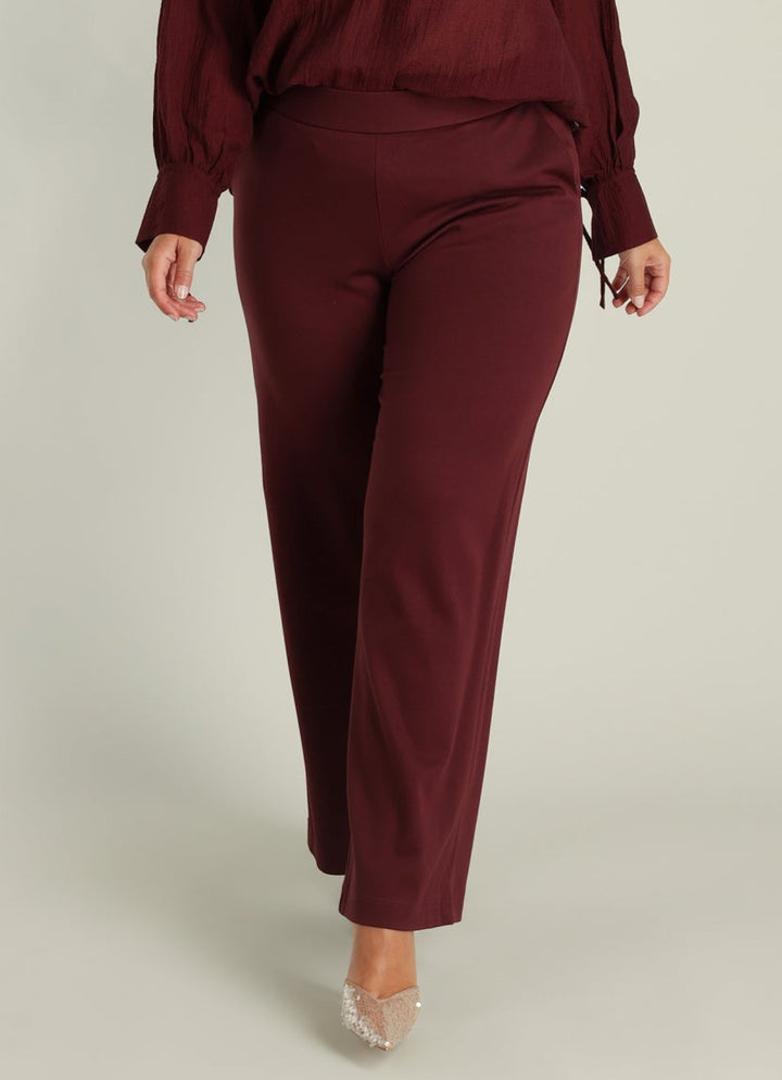 Rechte Broek In Bordeaux