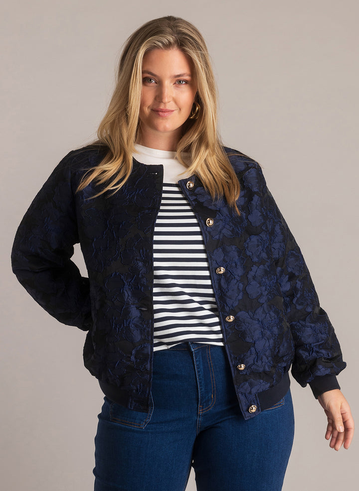 Chic bomberjack met bloemen