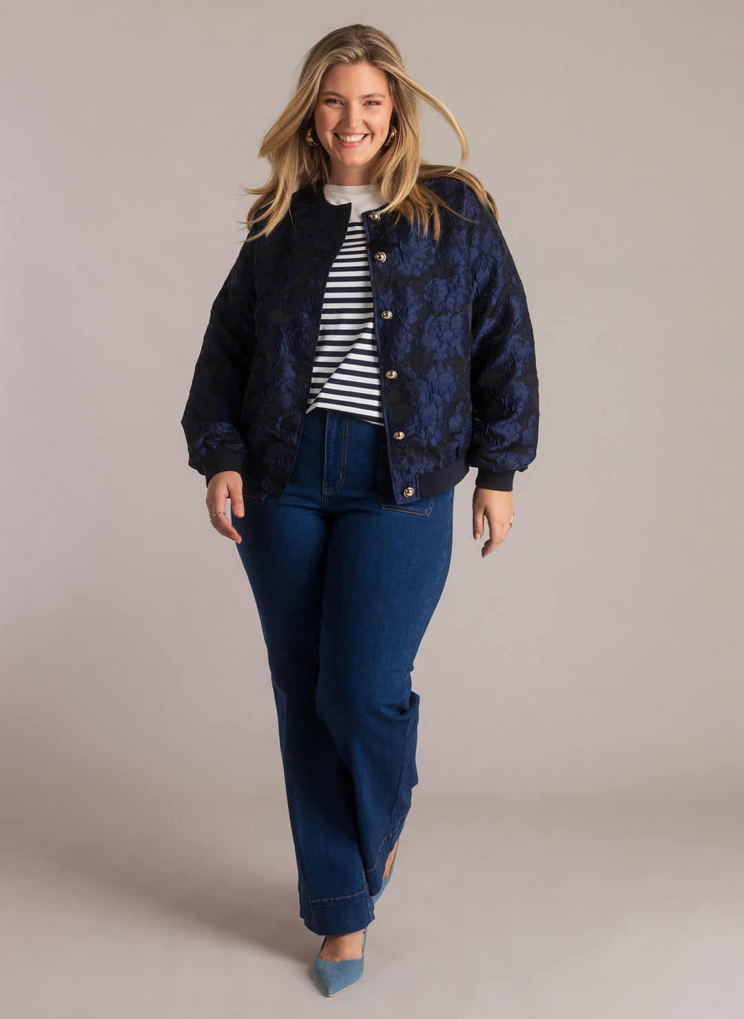 Chic bomberjack met bloemen