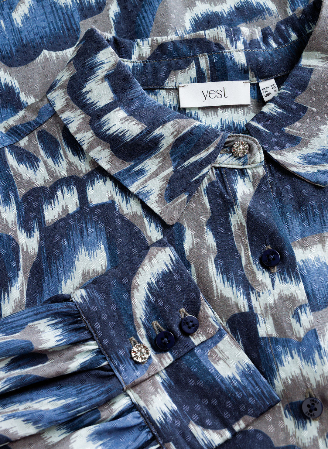Warm Grey Blouse met Abstracte Print