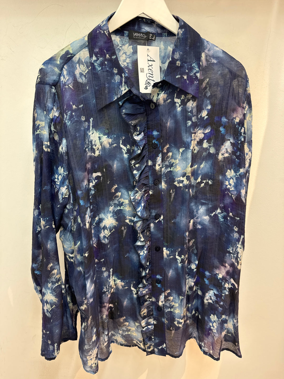 Blouse Met Multicolor Print En Knoopsluiting
