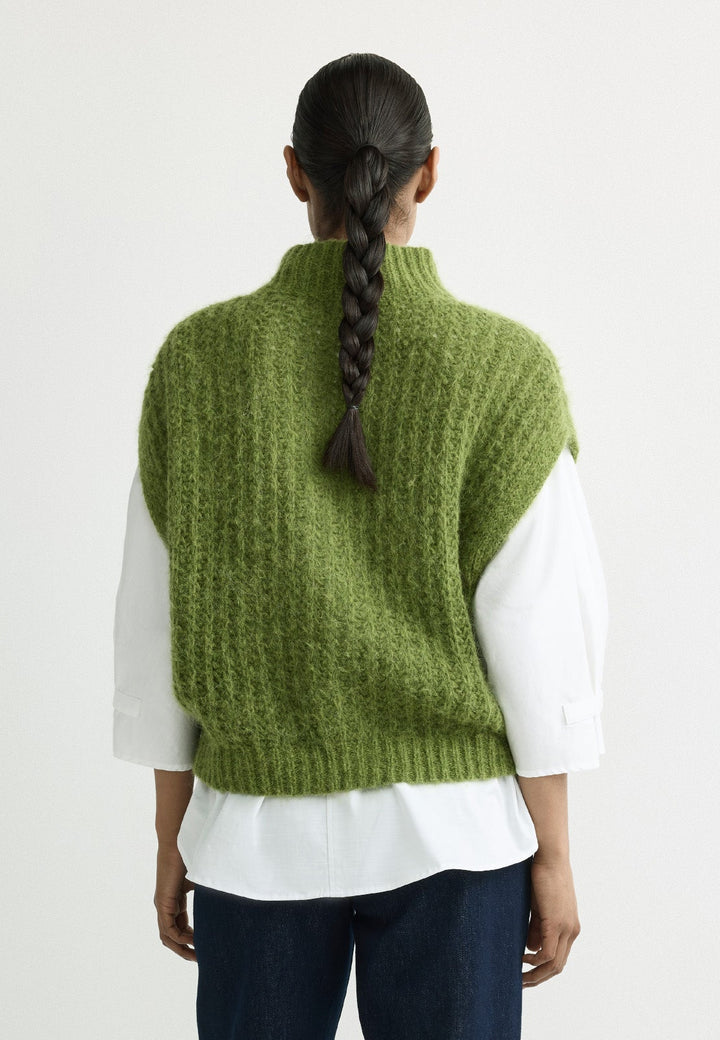 Olijfgroene Cardigan in Alpacawol met Opstaand Kraagje