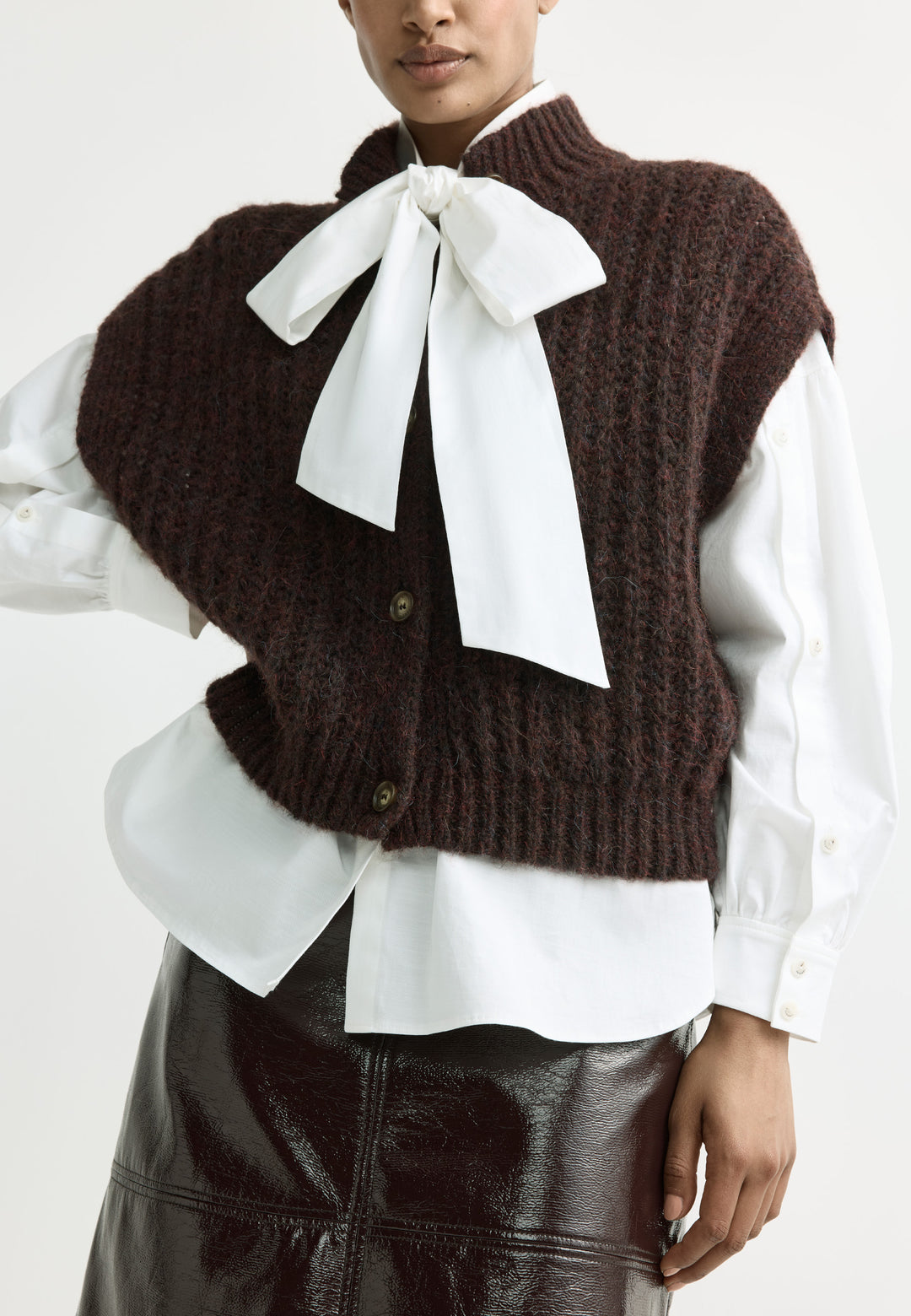 Bruine Cardigan in Alpacawol met Opstaand Kraagje