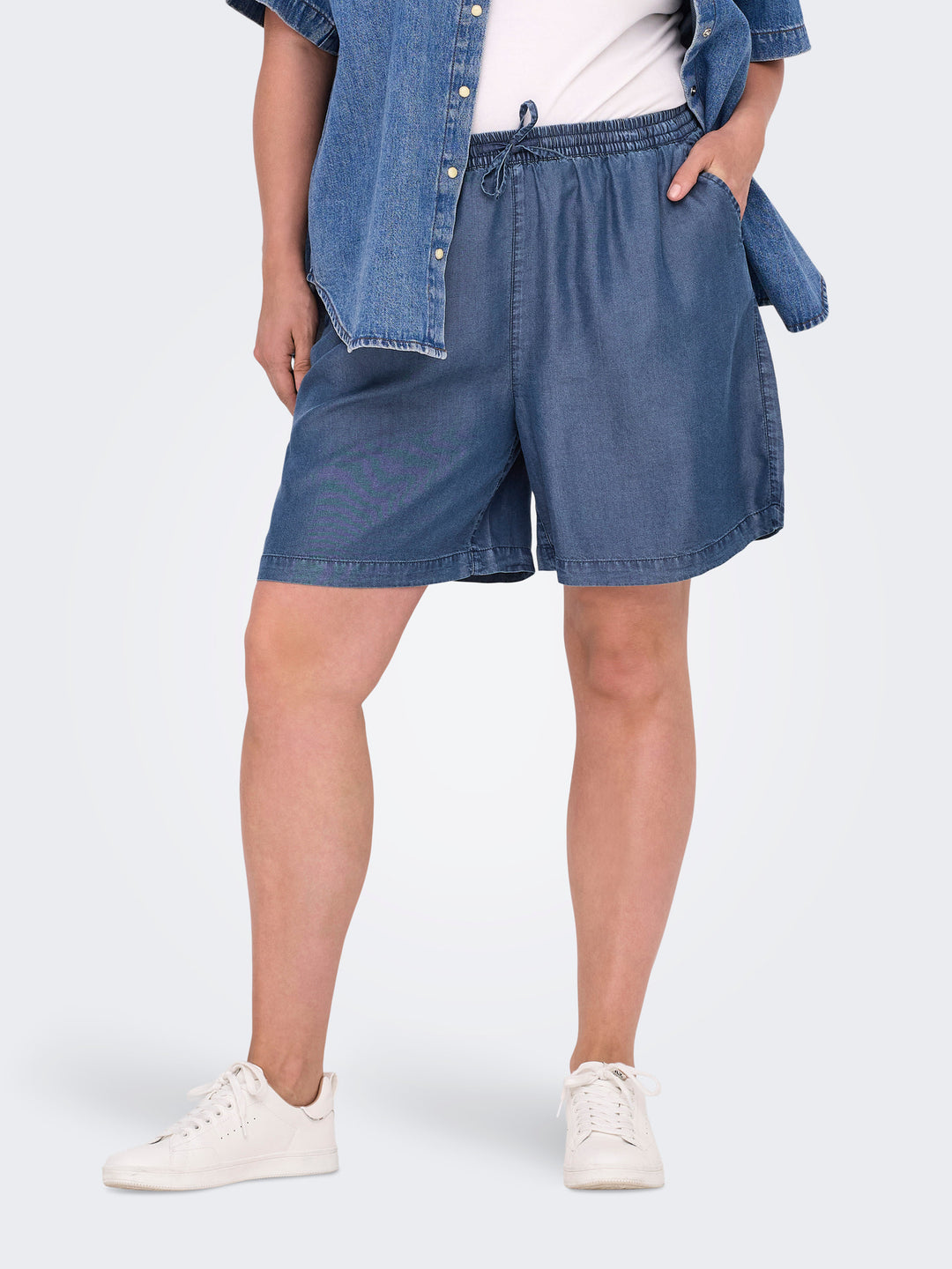 Short Met Jeans Look