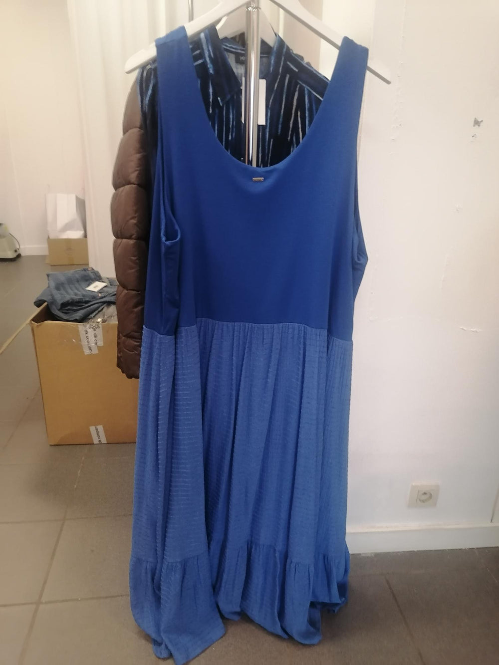 Zomerse Maxijurk In Kobaltblauw