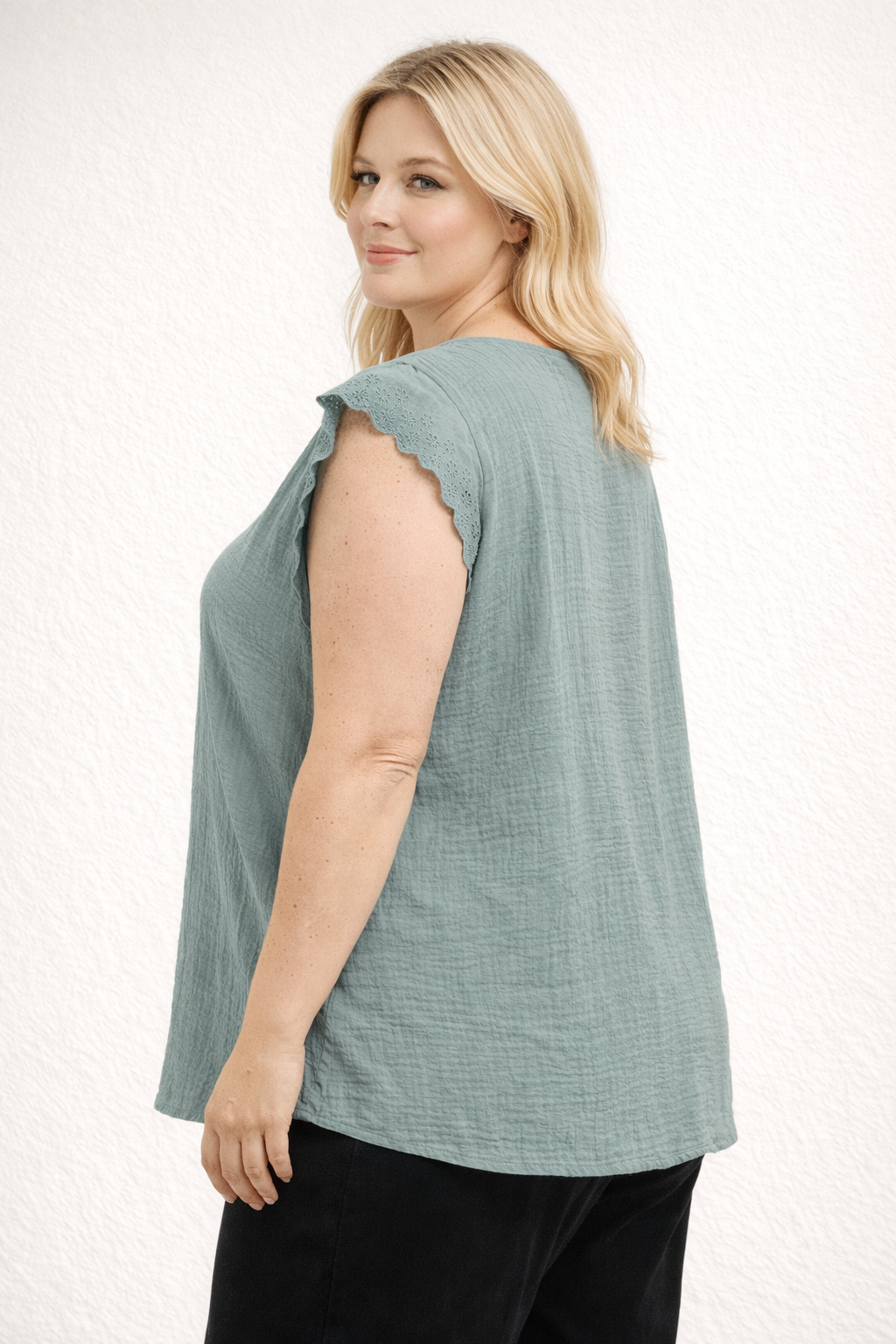 Muntgroene Top Met Kantdetail