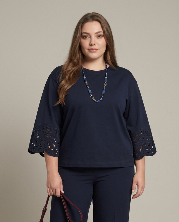Donkerblauw T-shirt met Broderie