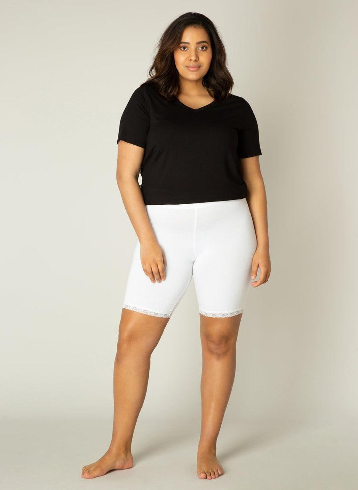 short tegen schurende billen model ava - base level curvy - - grote maten - dameskleding - kledingwinkel - herent - leuven